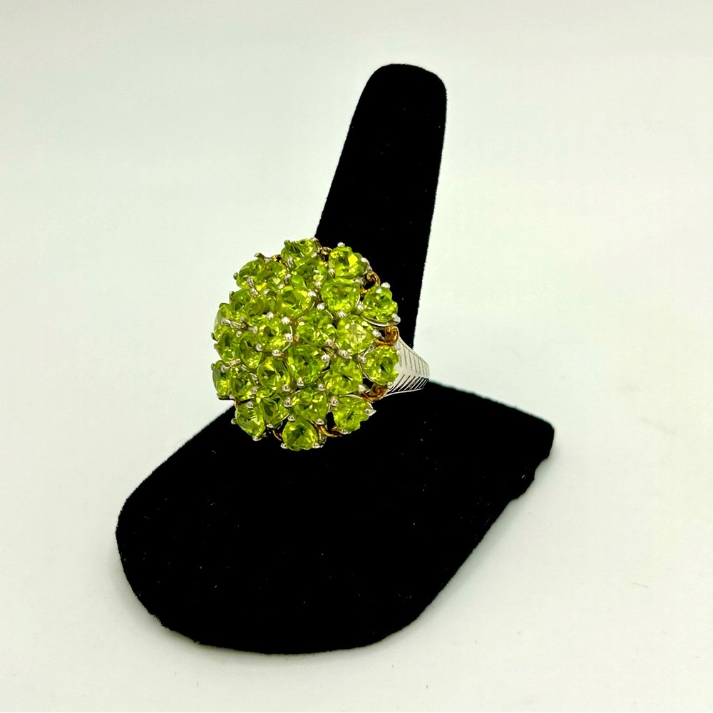 925 Sterling Silver Peridot Cluster Ring STS Marked Size 7 Cocktail Statement